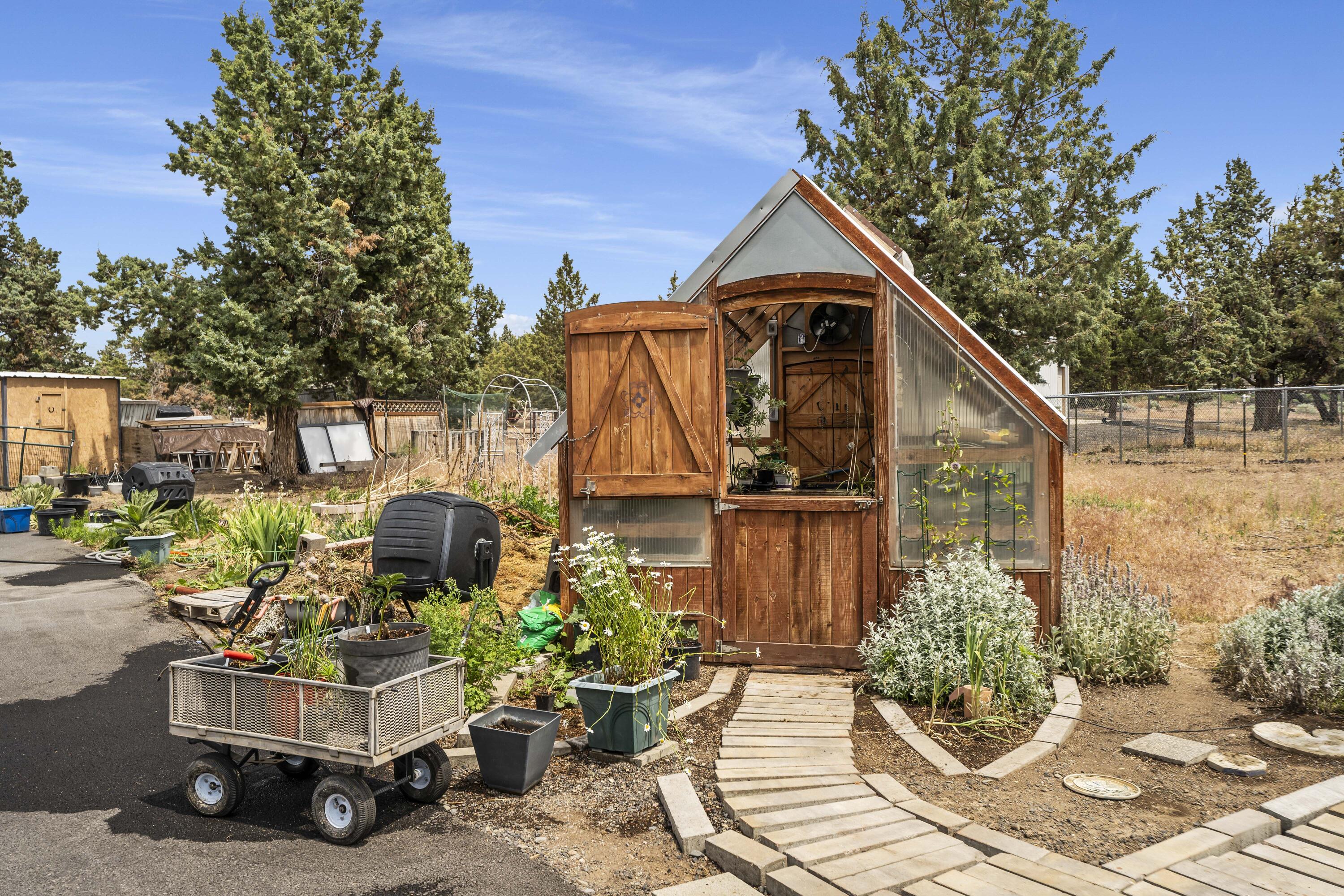 Tetherow Crossing - Residential