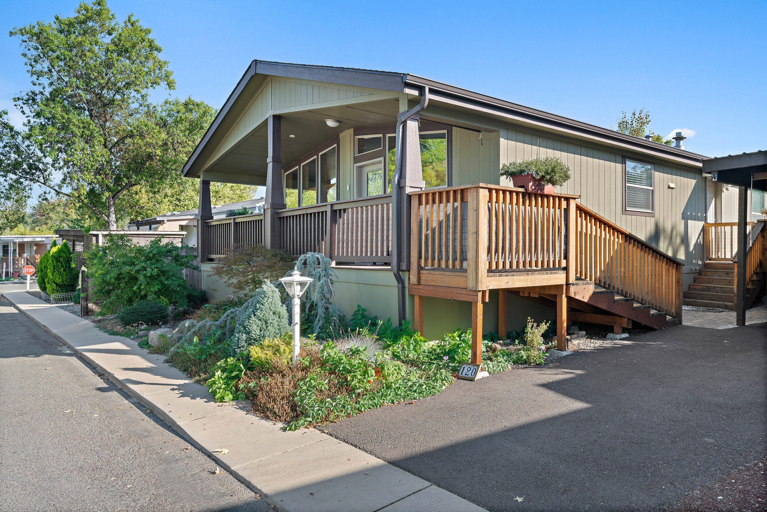 Royal Mobile Estates - Residential