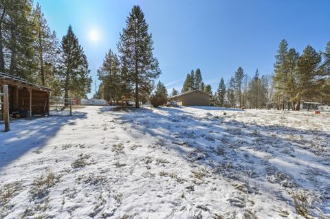 Tiny photo for 53262 Riverview Drive, La Pine, OR 97739 (MLS # 220213593)