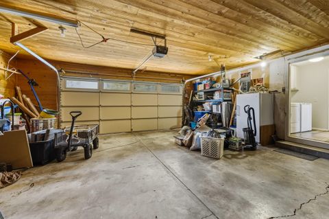 Tiny photo for 53262 Riverview Drive, La Pine, OR 97739 (MLS # 220213593)