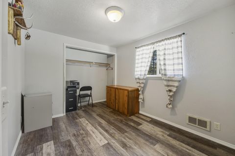 Tiny photo for 53262 Riverview Drive, La Pine, OR 97739 (MLS # 220213593)