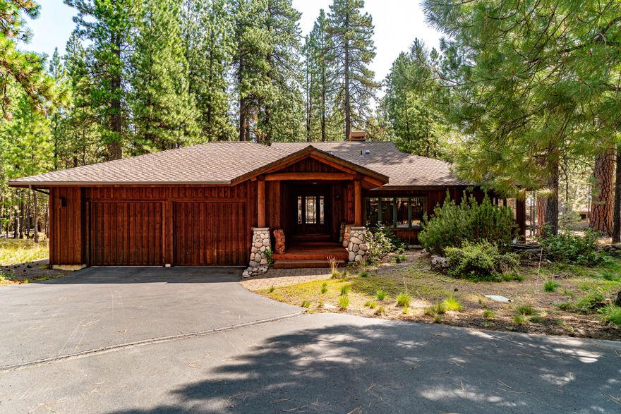 Gorgeous Van Sant Design one level home, offers the character and charm you've been looking for! Decorated in the Northwest style by designer. Never rented, used sparingly by out of state owner. Brand new designer carpet, large deck with new hot tub. This immaculate well kept home is a must see! Black Butte Ranch is a gated community that offers a relaxing refuge, with several dining options, 6 swimming pools, 2 championship golf courses, 19 tennis & pickle ball courts, 18 miles of paved bike paths, horseback riding trails and stables, shops, gorgeous brand new general store, sports complex, rec room, disc golf, basketball courts, hiking trails, fishing & so much more. All this just a few miles away from Camp Sherman & the charming town of Sisters.