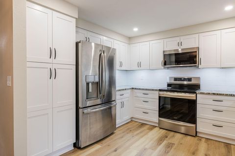 Tiny photo for 16826 Brenda Drive, Bend, OR 97707 (MLS # 220217548)