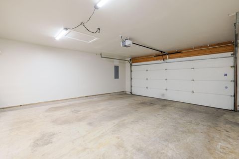 Tiny photo for 16826 Brenda Drive, Bend, OR 97707 (MLS # 220217548)