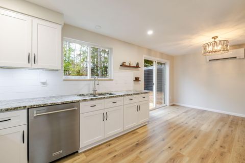 Tiny photo for 16826 Brenda Drive, Bend, OR 97707 (MLS # 220217548)