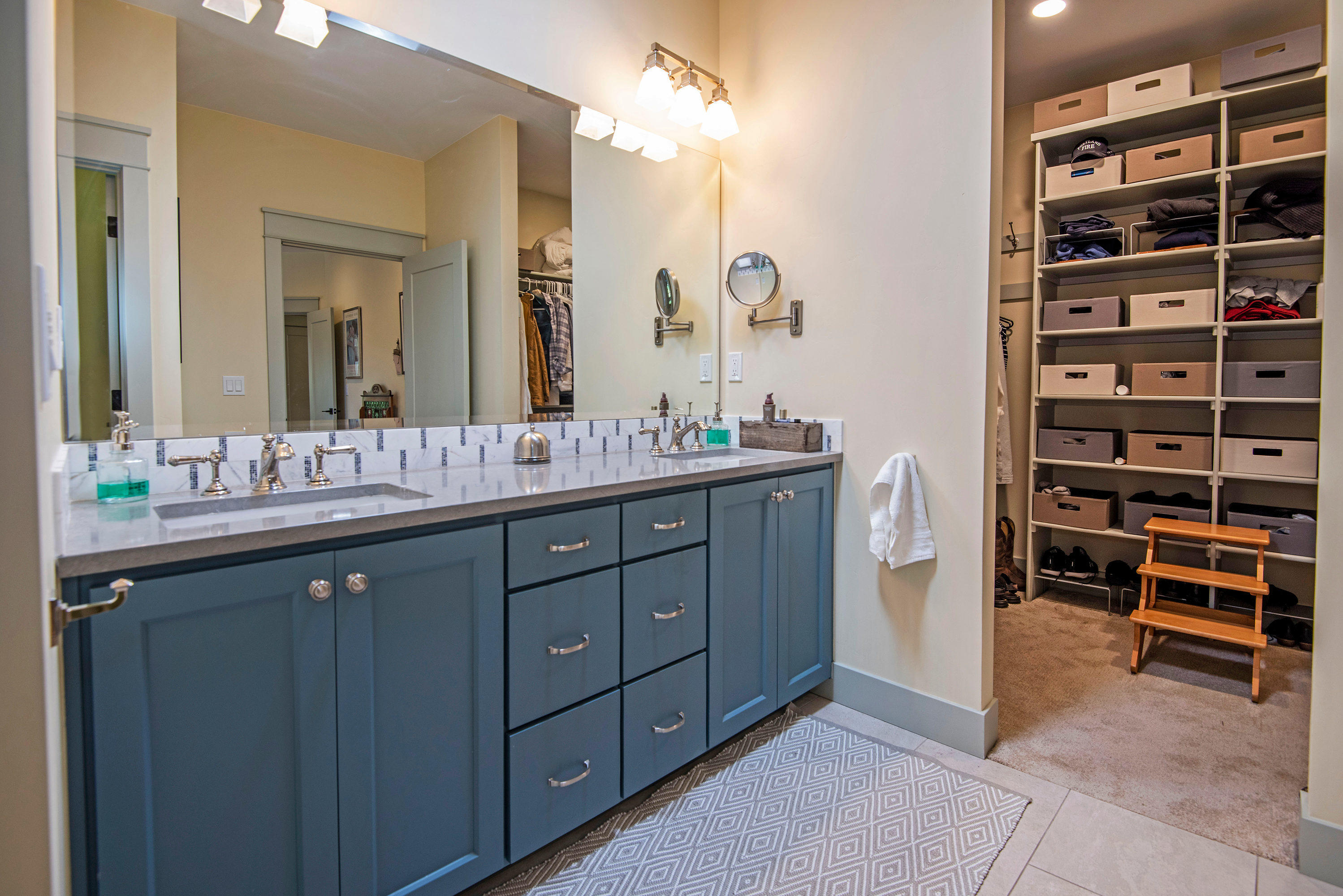 Pine Meadow Vill - Residential