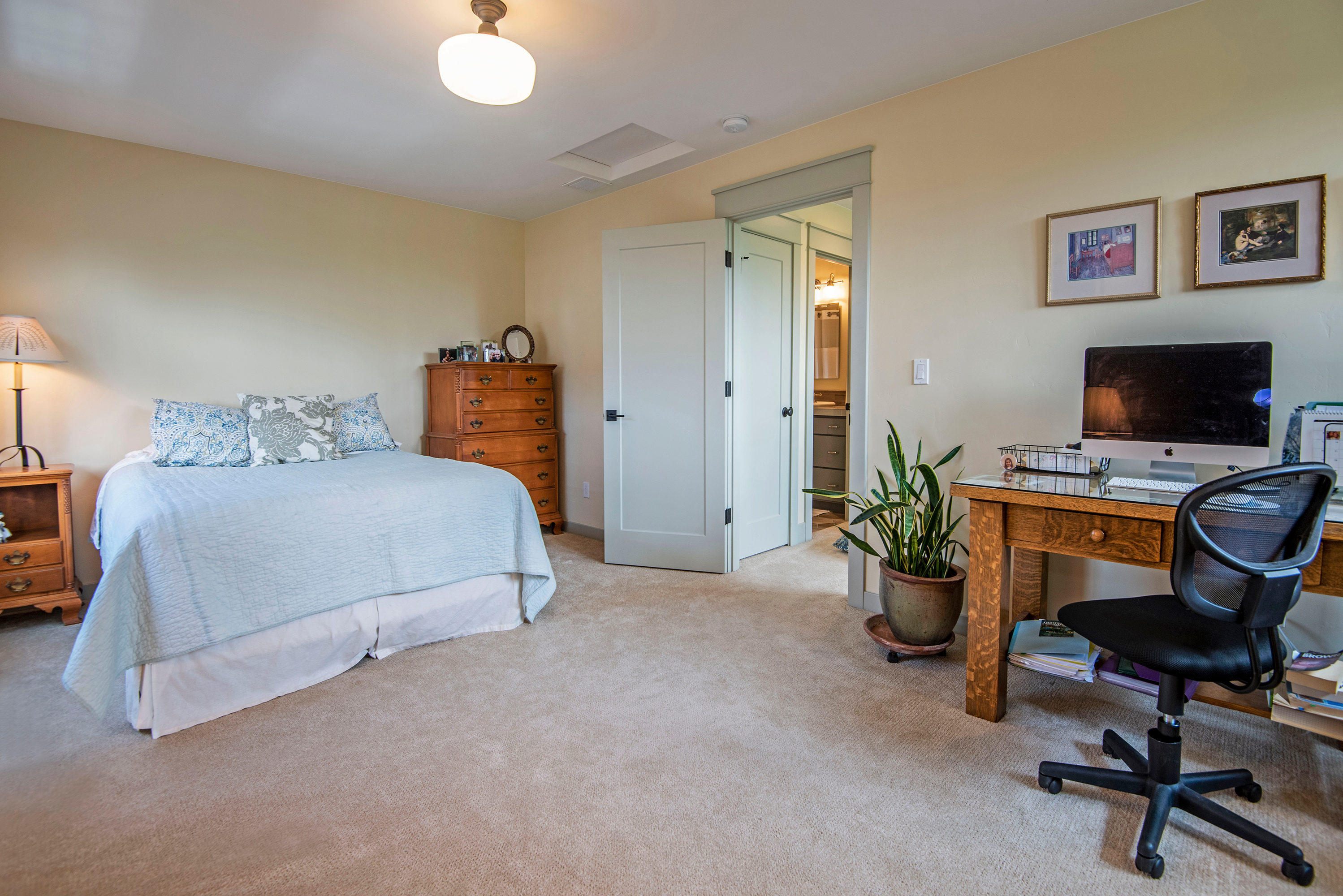 Pine Meadow Vill - Residential