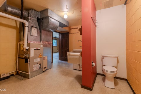 Tiny photo for 132 High Oak Drive, Medford, OR 97504 (MLS # 220226777)
