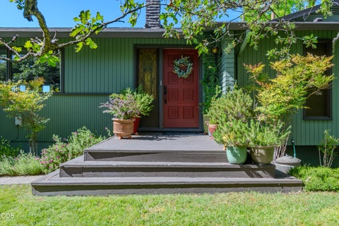 Tiny photo for 132 High Oak Drive, Medford, OR 97504 (MLS # 220226777)