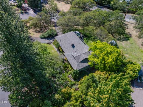 Tiny photo for 132 High Oak Drive, Medford, OR 97504 (MLS # 220226777)