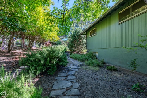 Tiny photo for 132 High Oak Drive, Medford, OR 97504 (MLS # 220226777)