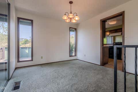 Tiny photo for 132 High Oak Drive, Medford, OR 97504 (MLS # 220226777)