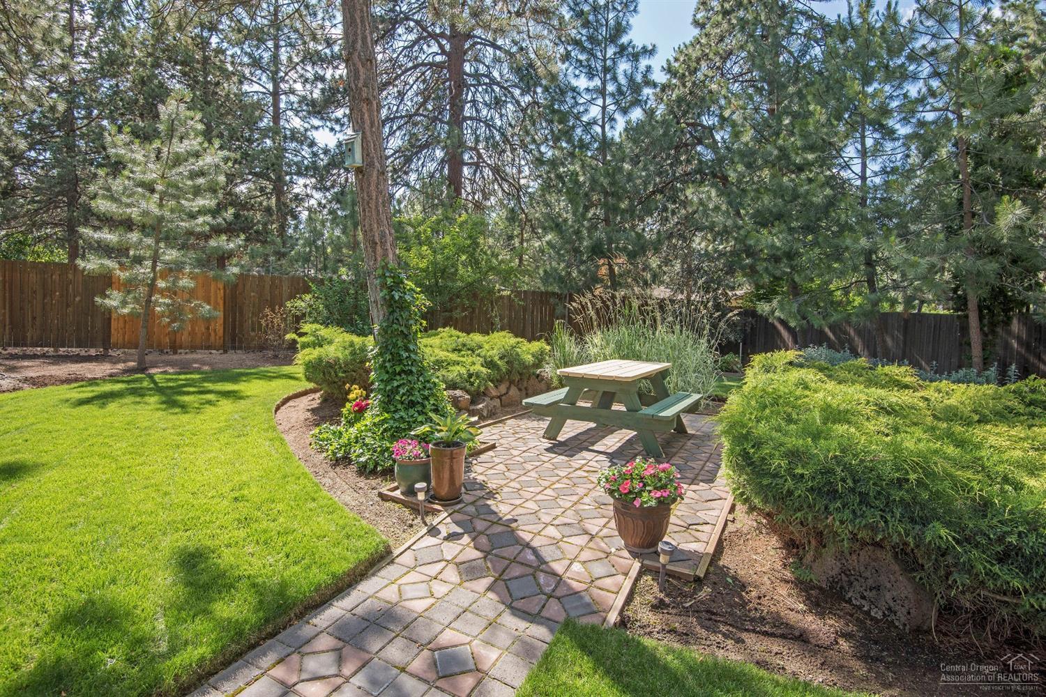 Pinebrook - Residential