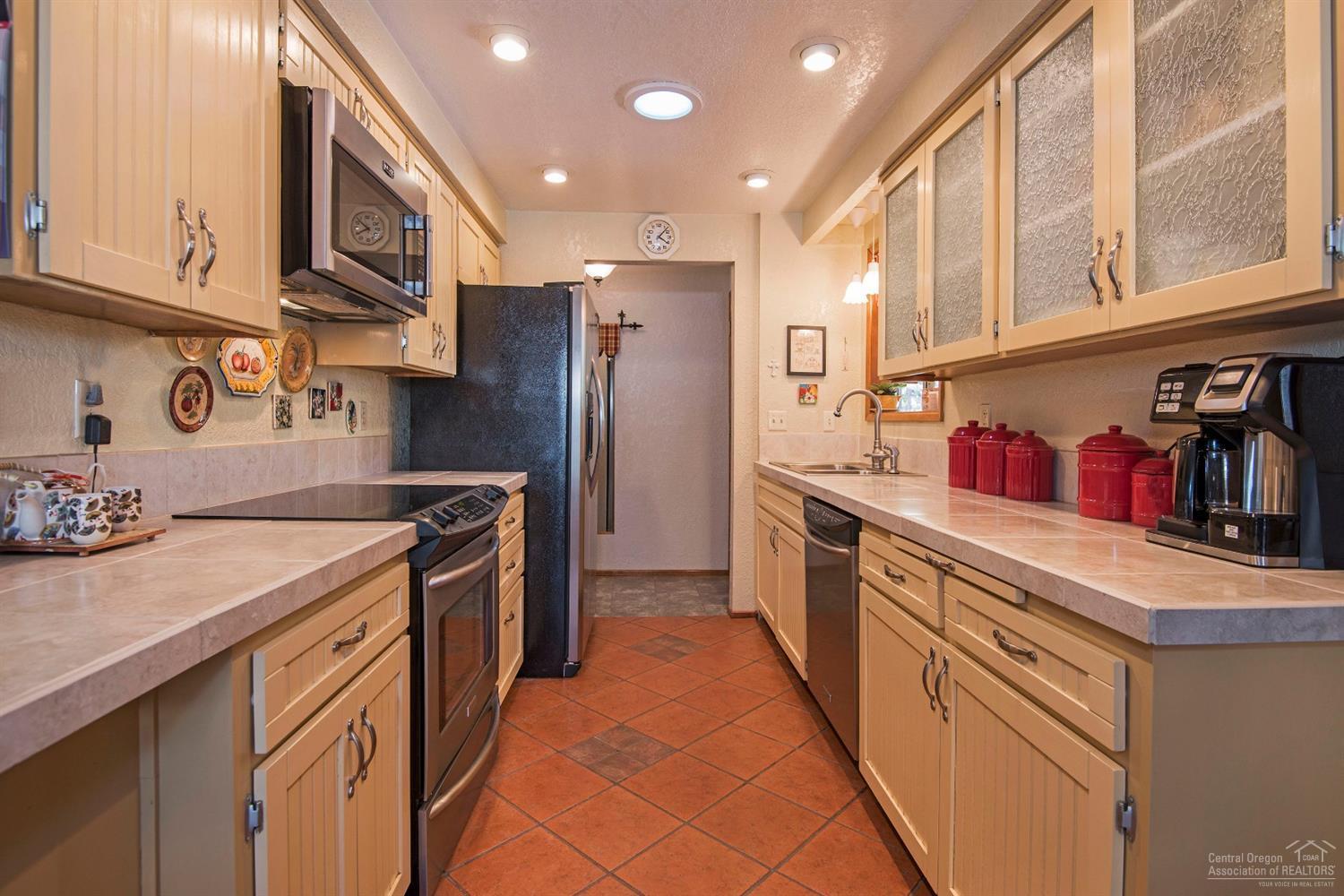 Pinebrook - Residential