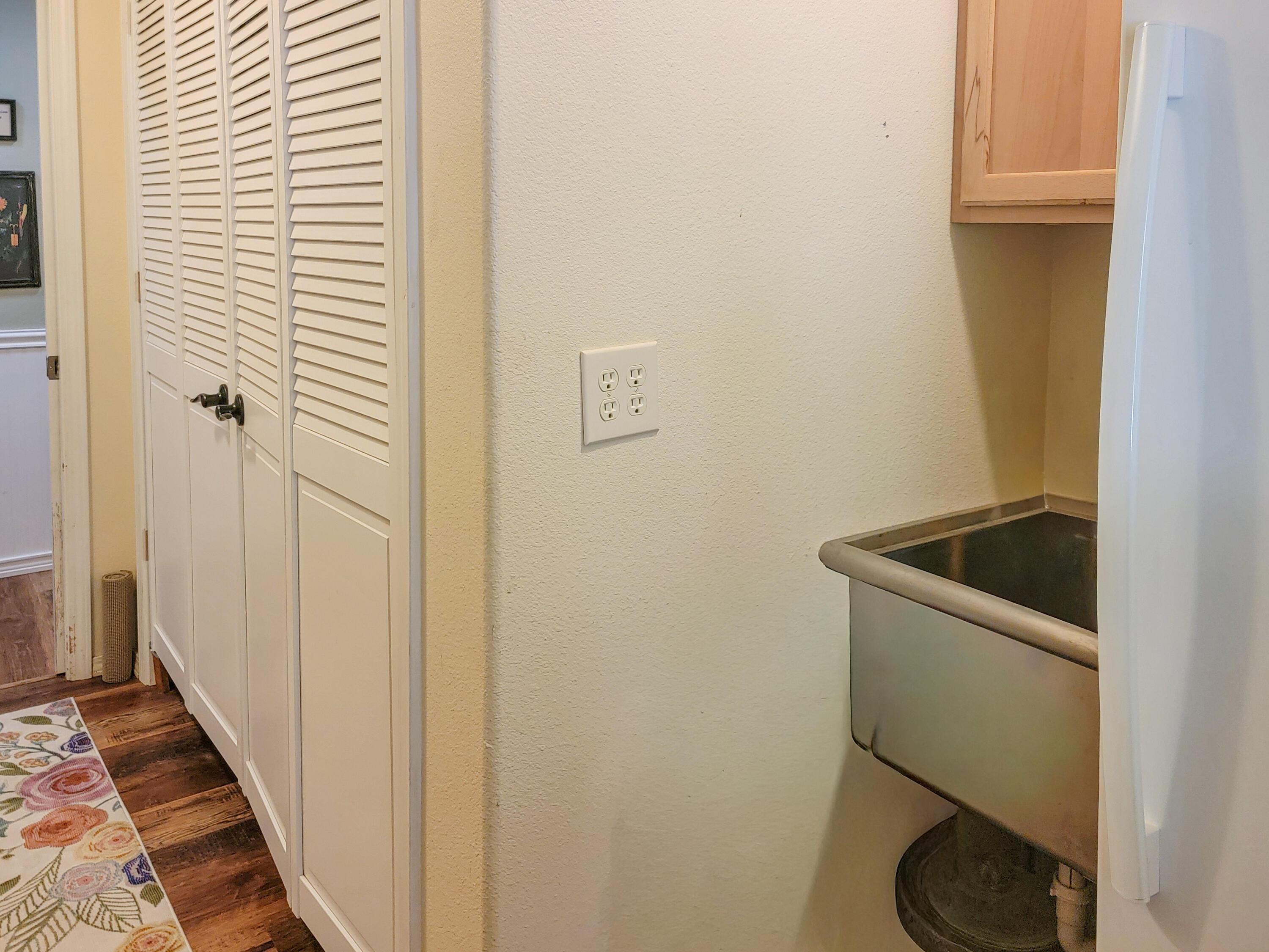 Cedarcrest Est - Residential