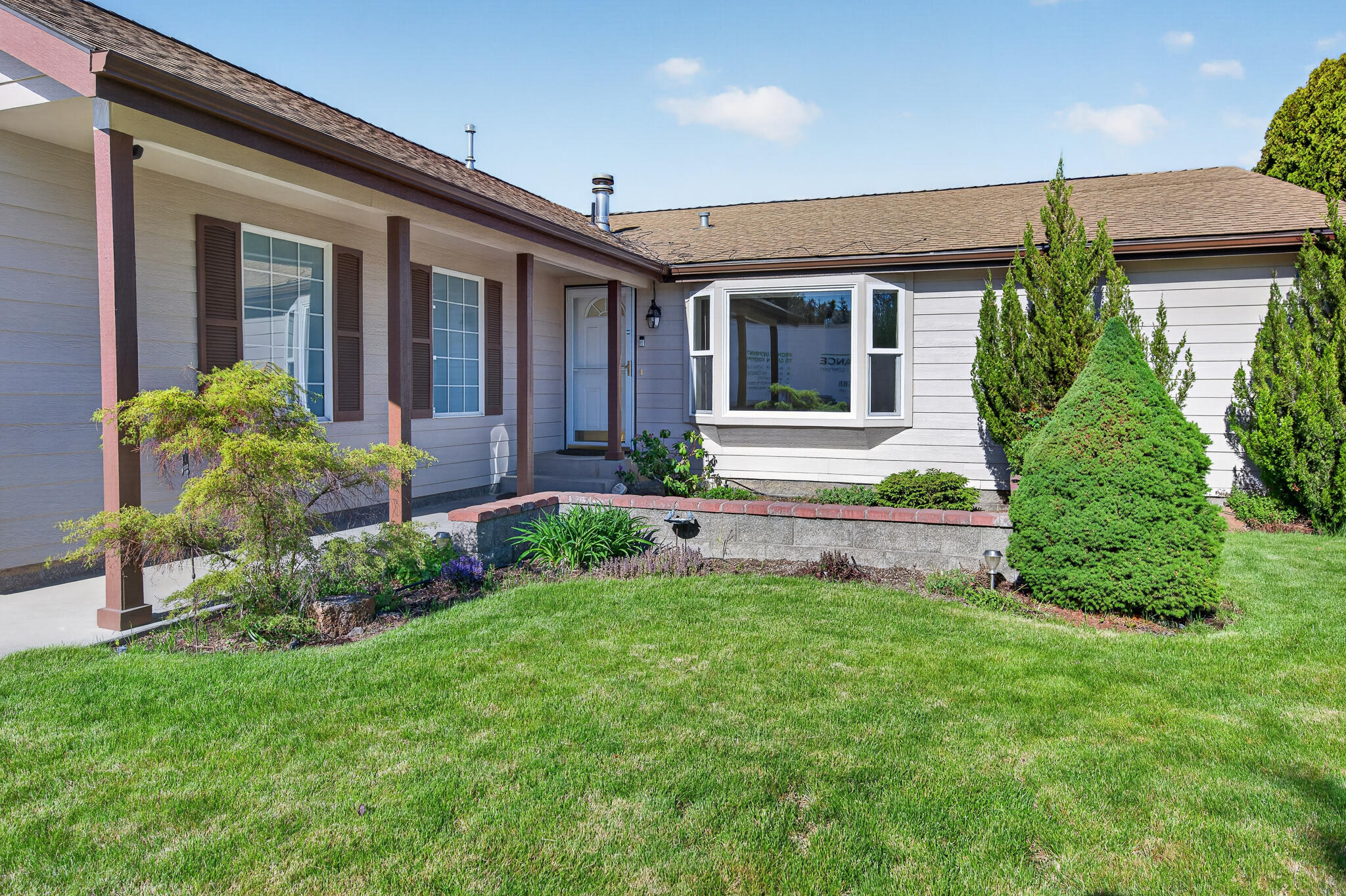 2273 NE Wintergreen Drive