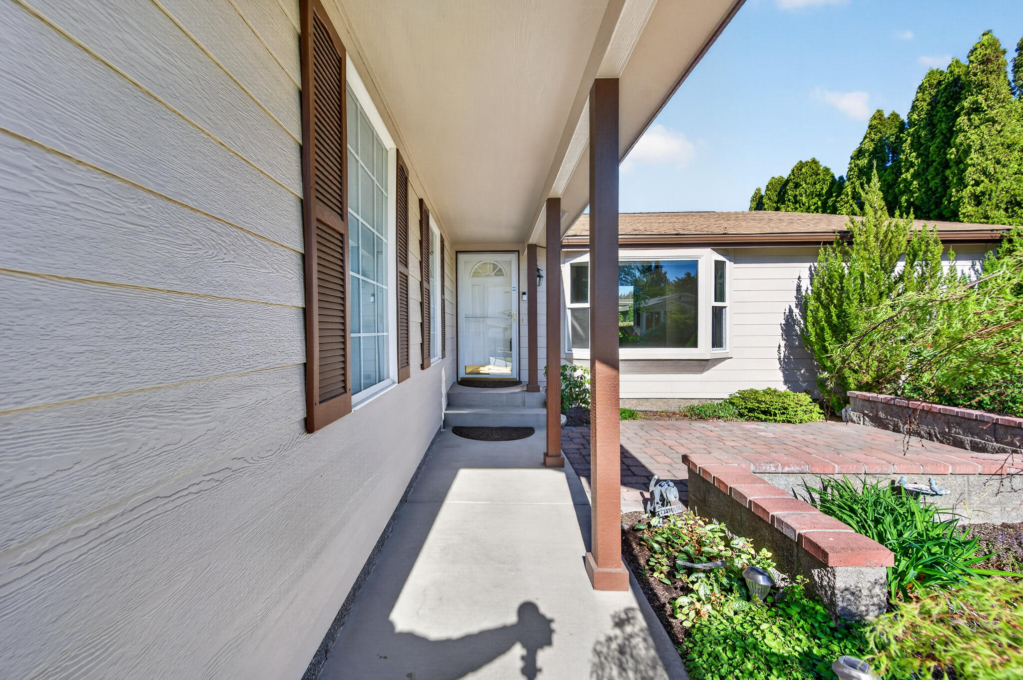2273 NE Wintergreen Drive