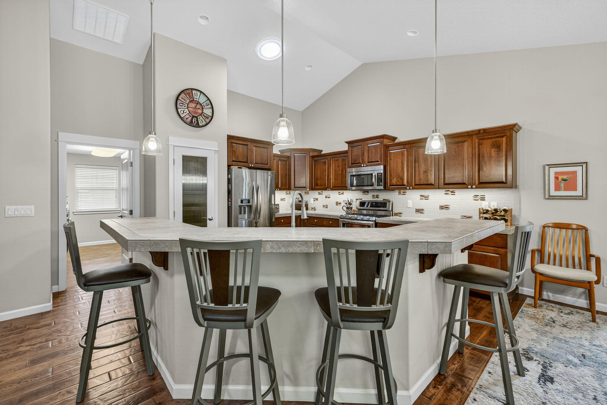 1202 SW McClellan Lane