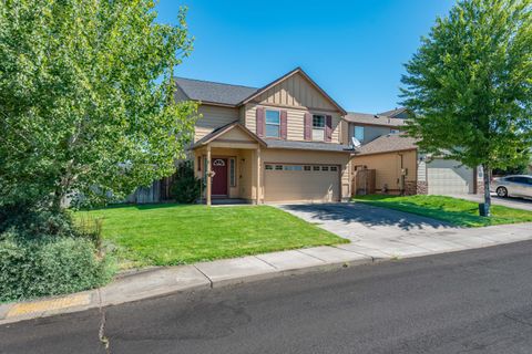 805 NE Redwood Avenue Redmond OR 97756