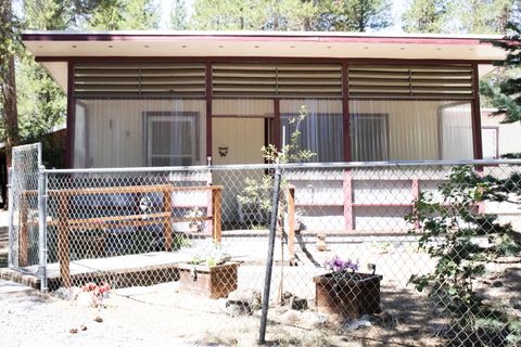 Tiny photo for 16650 Willow Lane, La Pine, OR 97739 (MLS # 220207090)