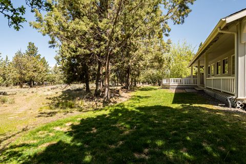 Tiny photo for 892 NW Chelsea Loop, Bend, OR 97703 (MLS # 220220163)