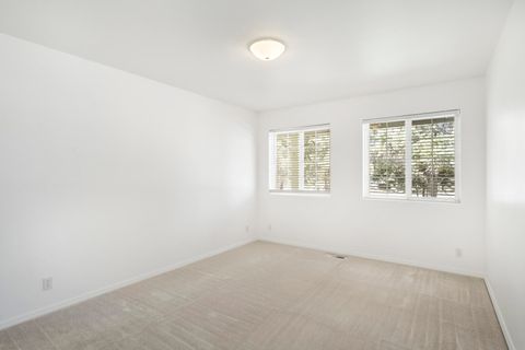 Tiny photo for 892 NW Chelsea Loop, Bend, OR 97703 (MLS # 220220163)