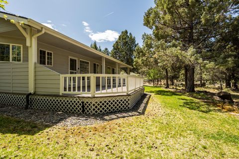 Tiny photo for 892 NW Chelsea Loop, Bend, OR 97703 (MLS # 220220163)