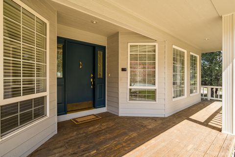 Tiny photo for 892 NW Chelsea Loop, Bend, OR 97703 (MLS # 220220163)