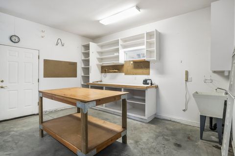 Tiny photo for 892 NW Chelsea Loop, Bend, OR 97703 (MLS # 220220163)