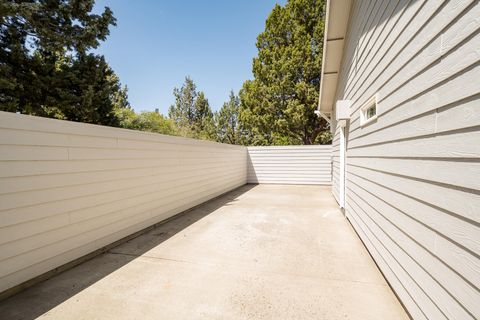 Tiny photo for 892 NW Chelsea Loop, Bend, OR 97703 (MLS # 220220163)