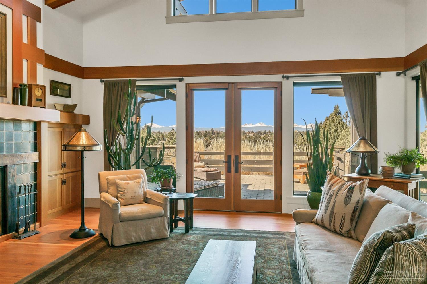 Lane Knolls - Residential