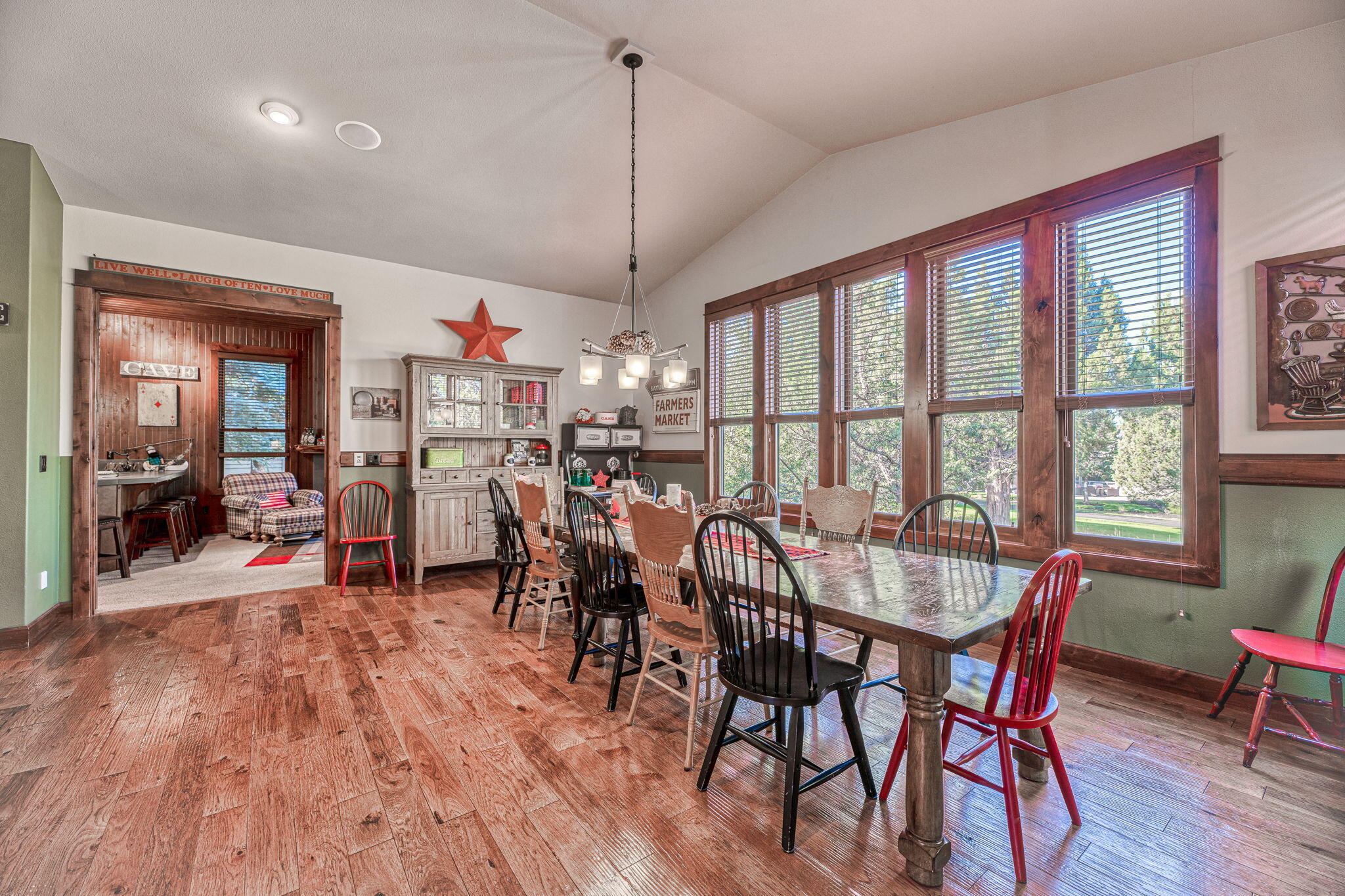 Eagle Crest - Residential