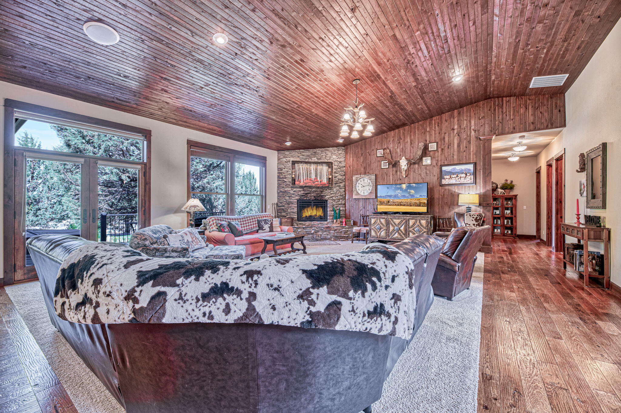 Eagle Crest - Residential