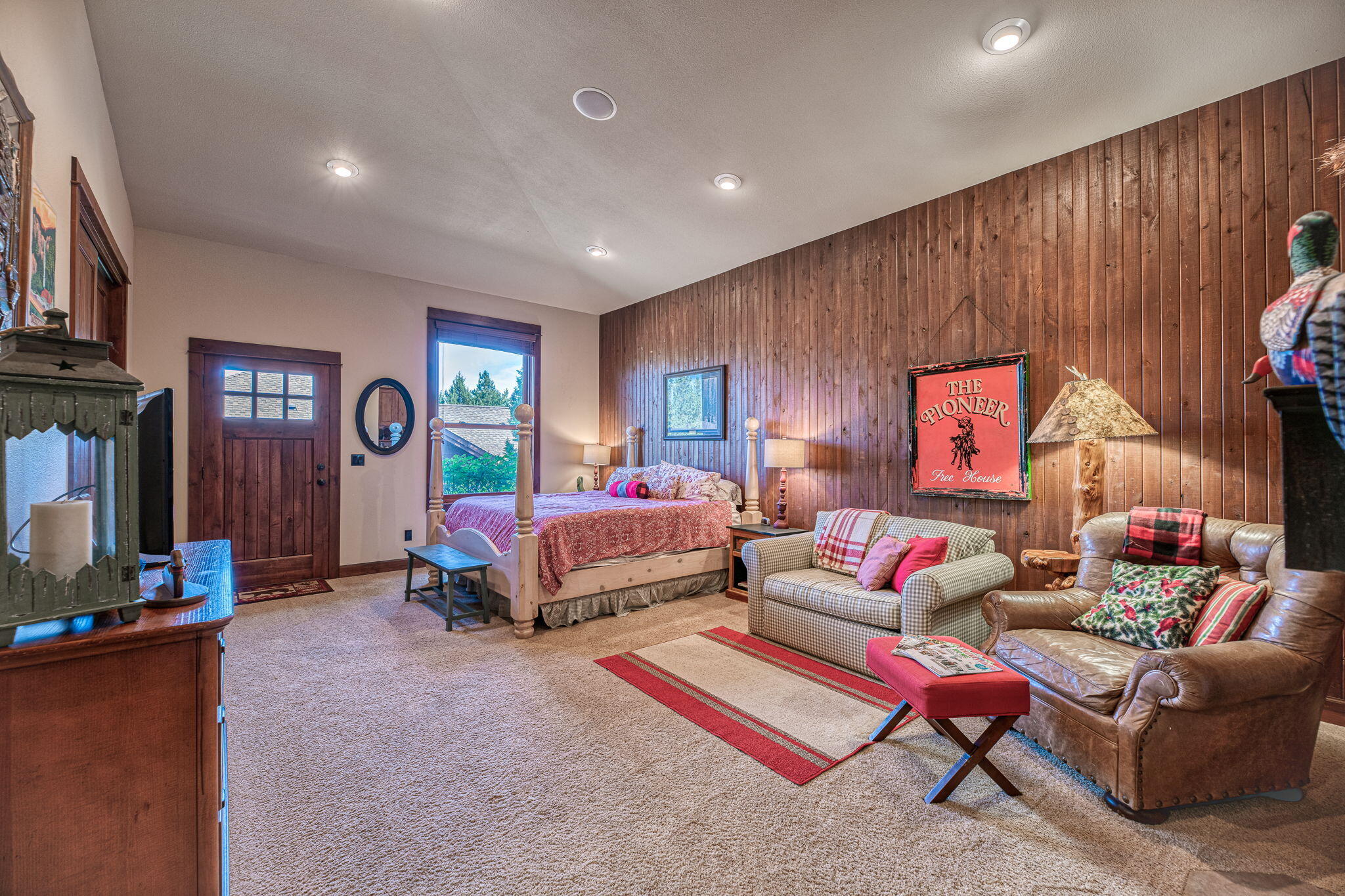 Eagle Crest - Residential