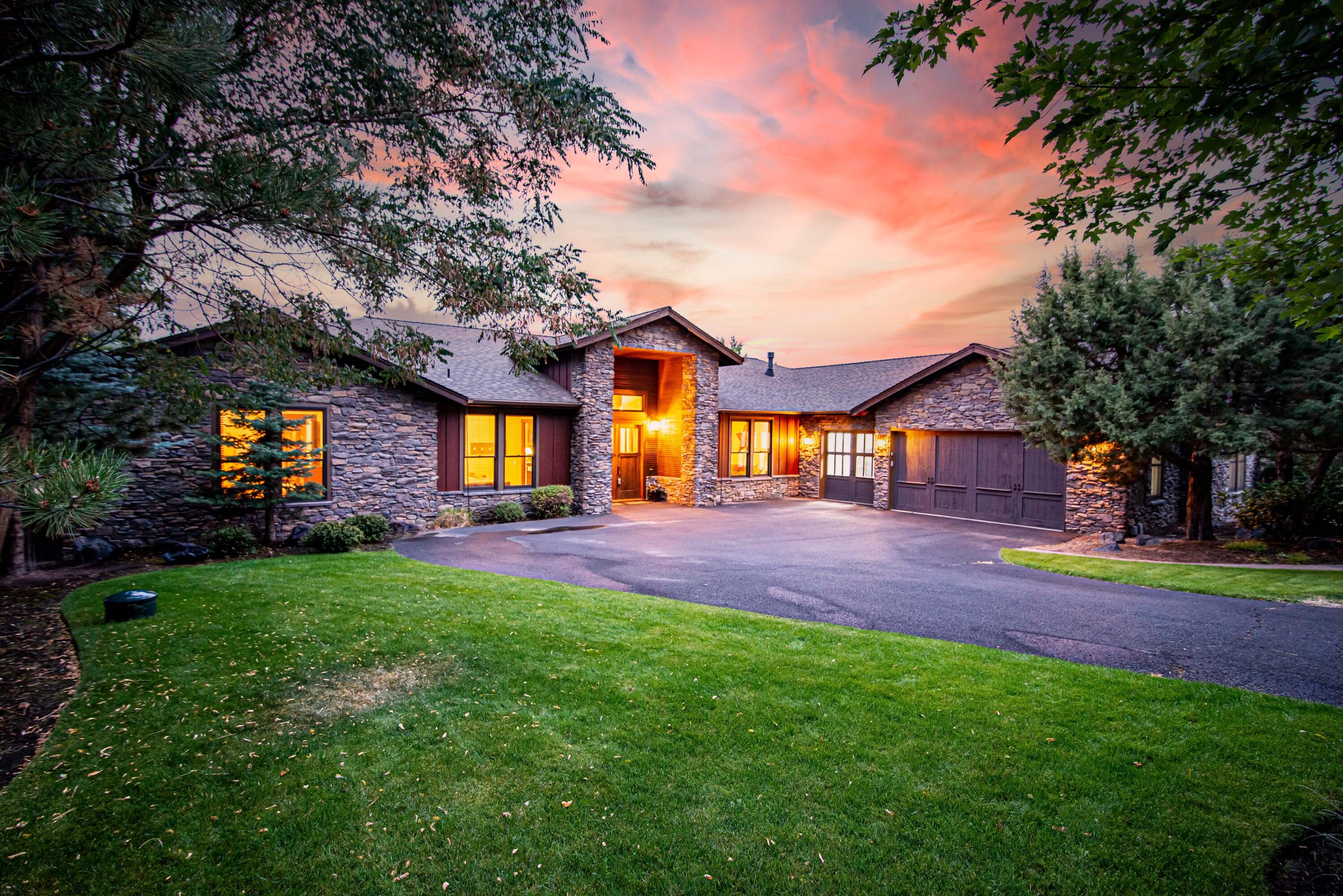 Eagle Crest - Residential