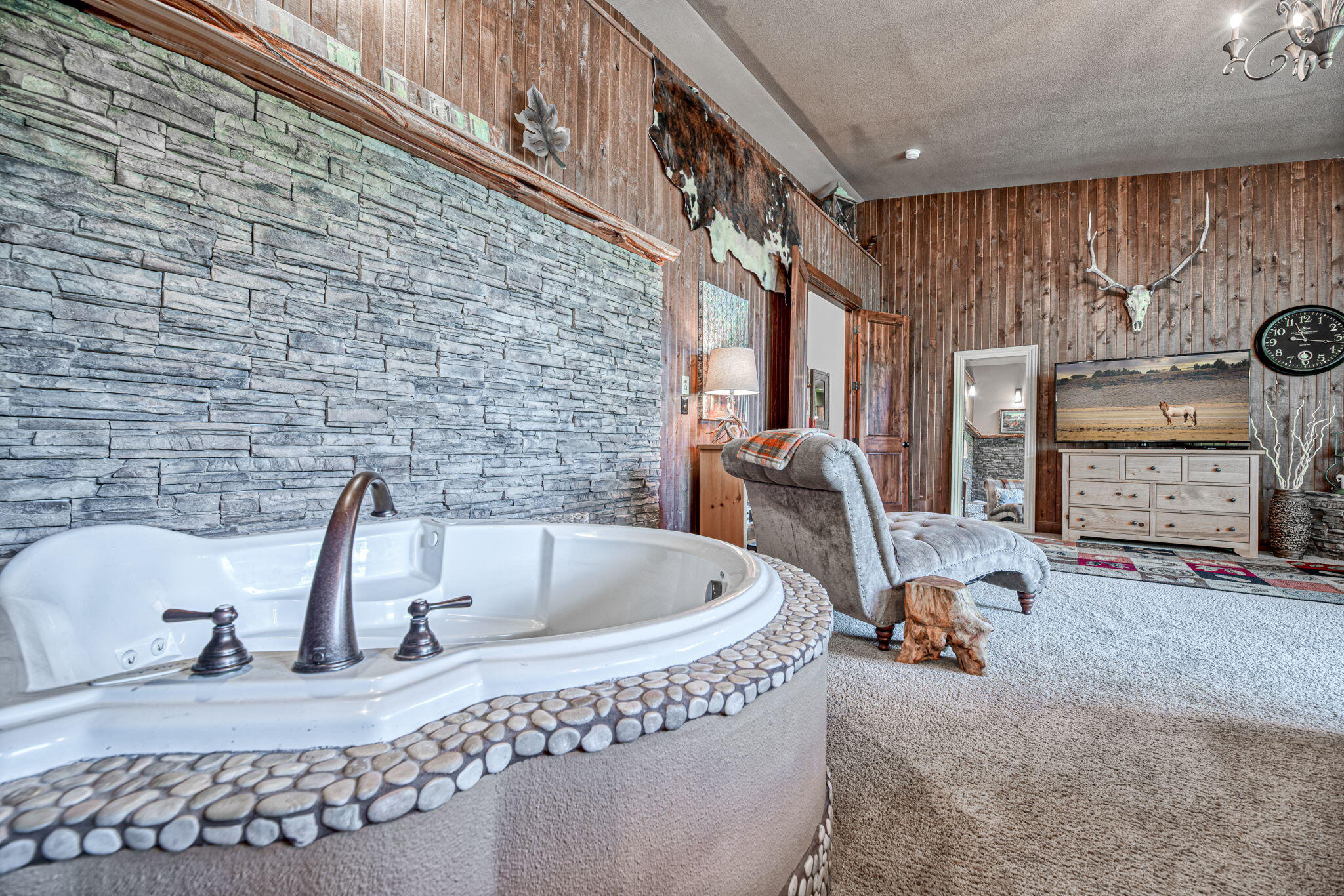 Eagle Crest - Residential