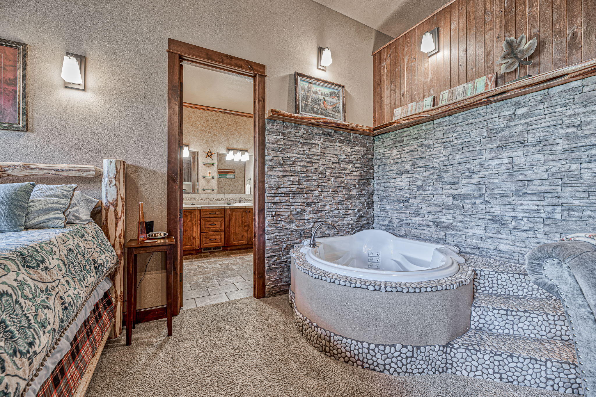 Eagle Crest - Residential