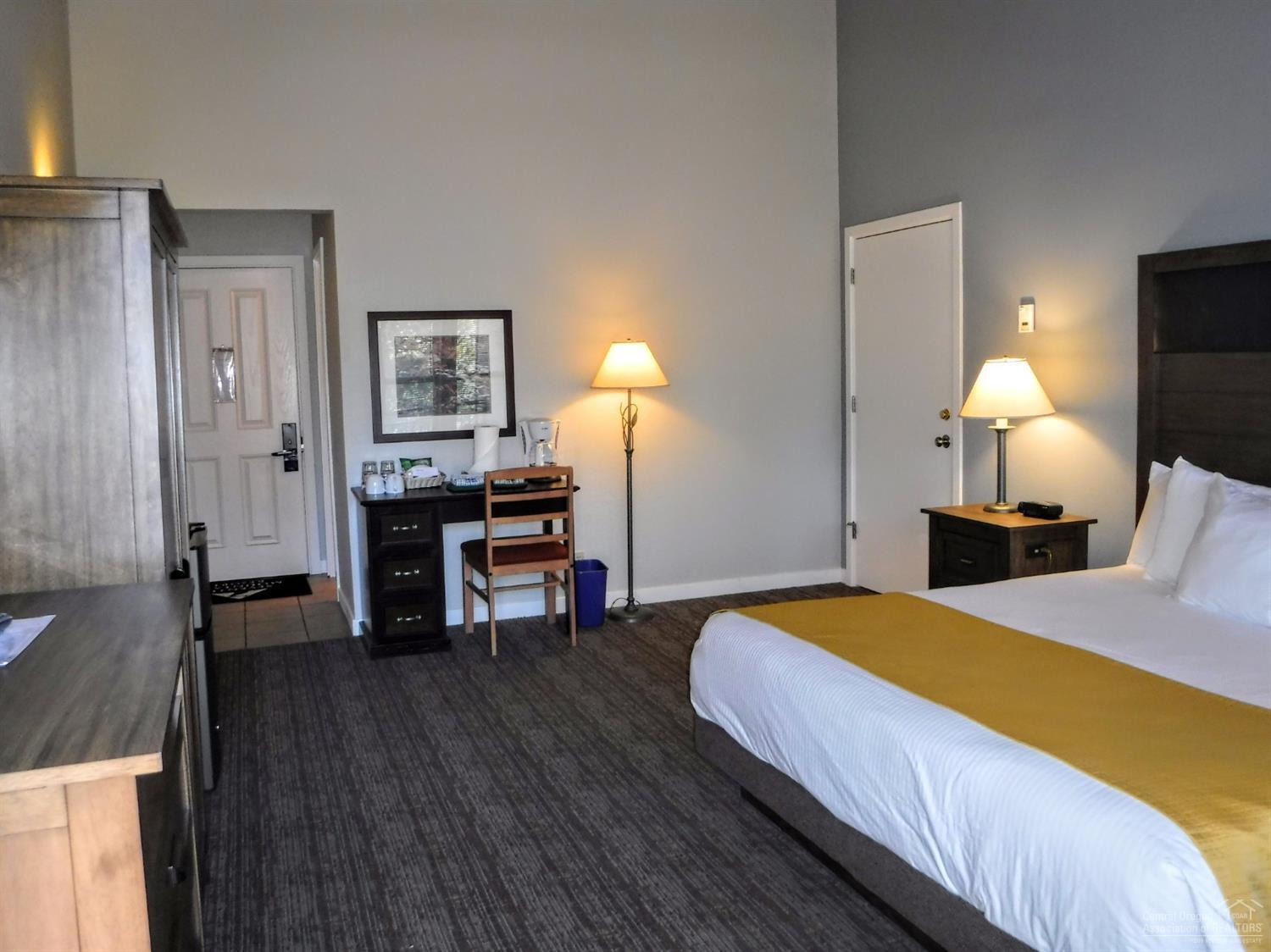 Inn Of The 7th - Residential