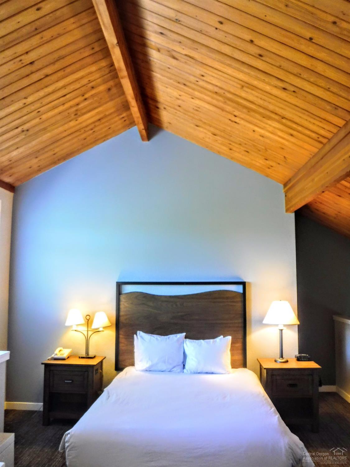 Inn Of The 7th - Residential