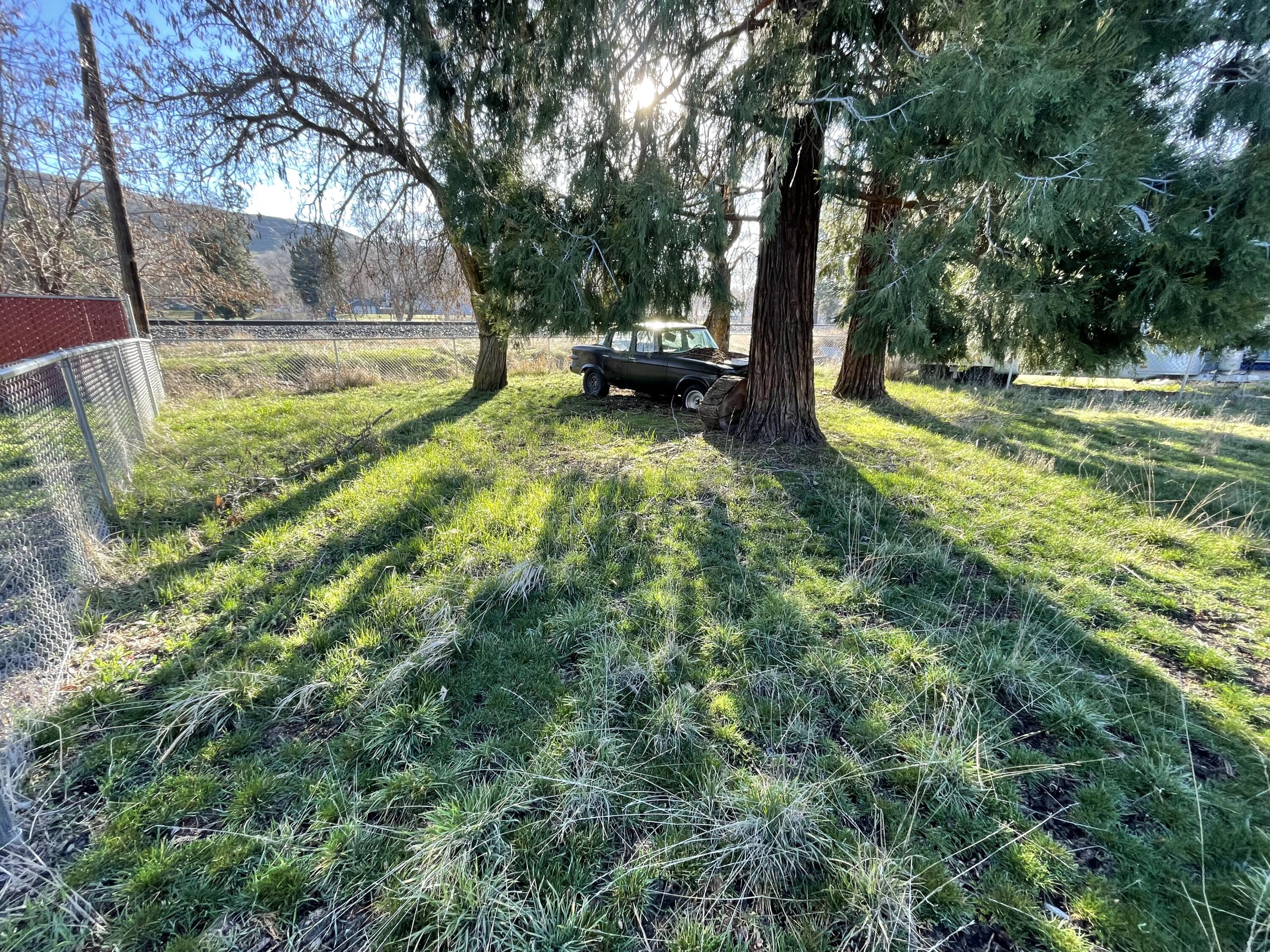 Klamath Falls -Hot Springs Addition - Land