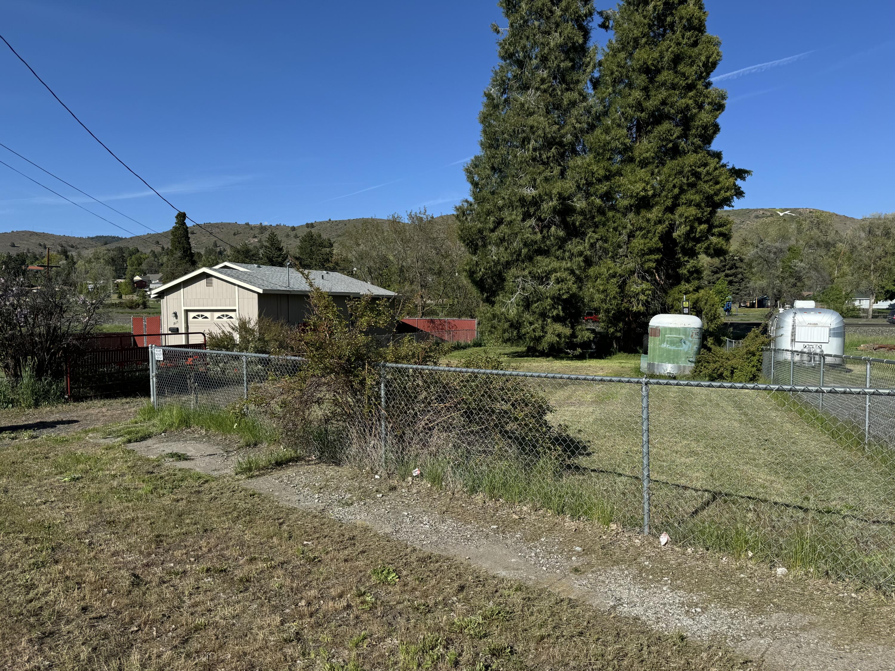 Klamath Falls -Hot Springs Addition - Land