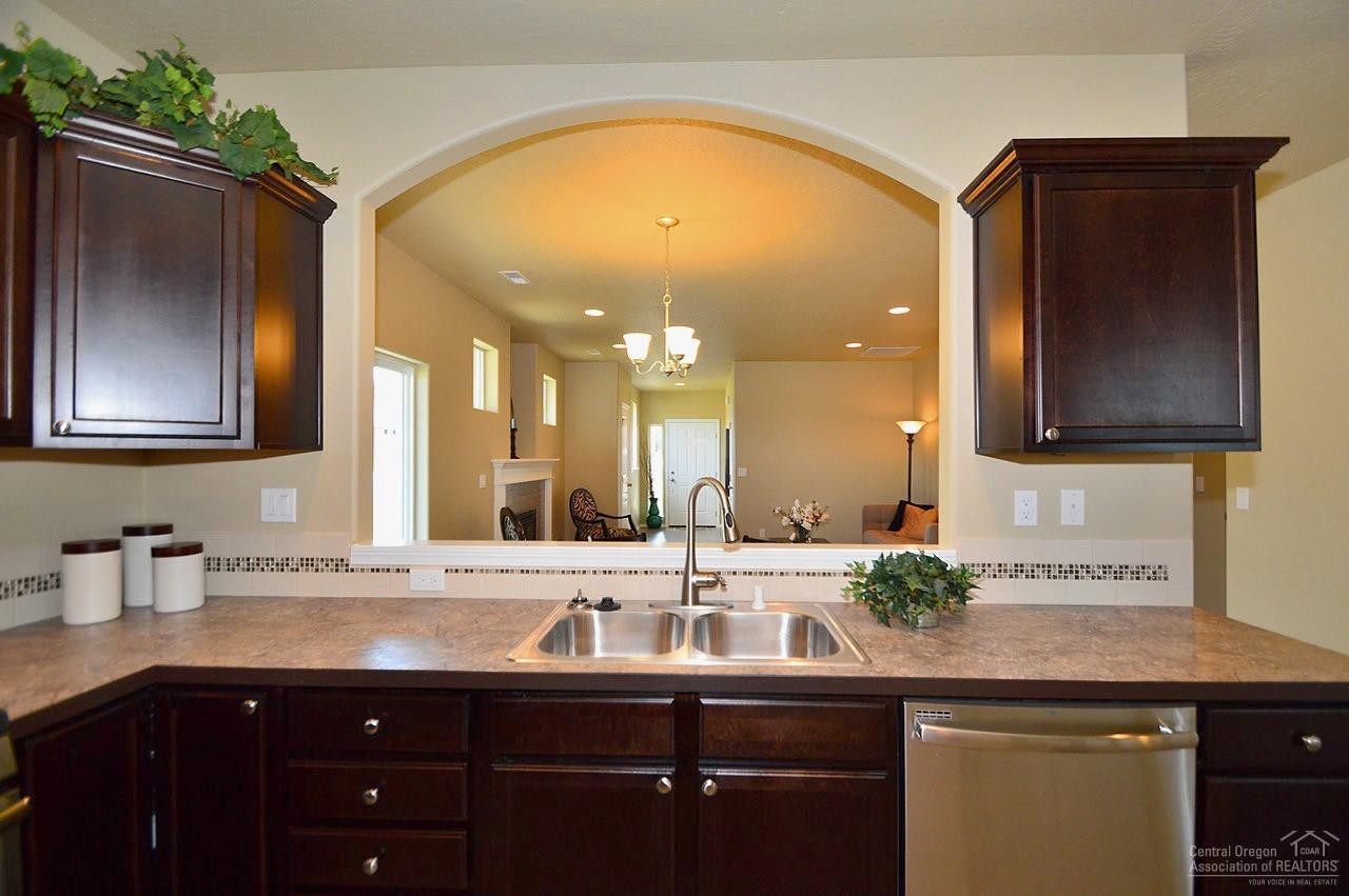 Maple Meadows - Residential