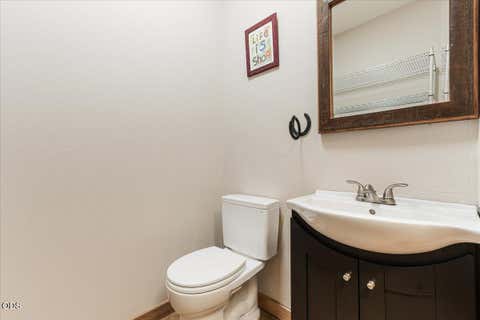 Tiny photo for 69175 Holmes Road, Sisters, OR 97759 (MLS # 220225624)