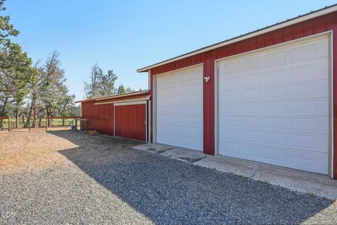 Tiny photo for 69175 Holmes Road, Sisters, OR 97759 (MLS # 220225624)