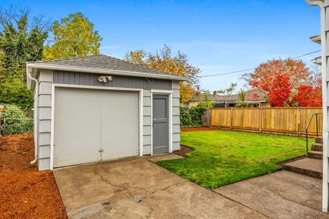 Tiny photo for 1245 Park Avenue NE, Salem, OR 97301 (MLS # 220211581)