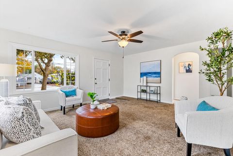 Tiny photo for 1245 Park Avenue NE, Salem, OR 97301 (MLS # 220211581)