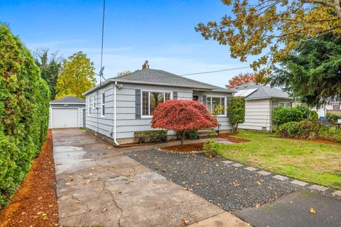 Tiny photo for 1245 Park Avenue NE, Salem, OR 97301 (MLS # 220211581)