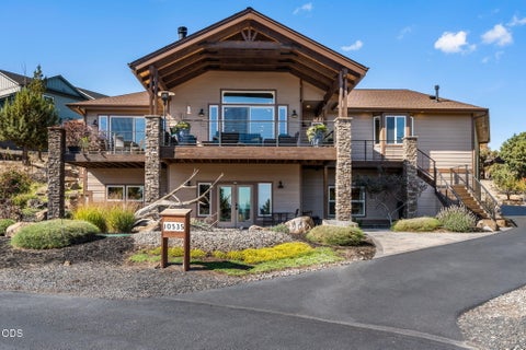 Photo of 10535 Bitterbrush Court, Redmond, OR 97756 (MLS # 220228769)