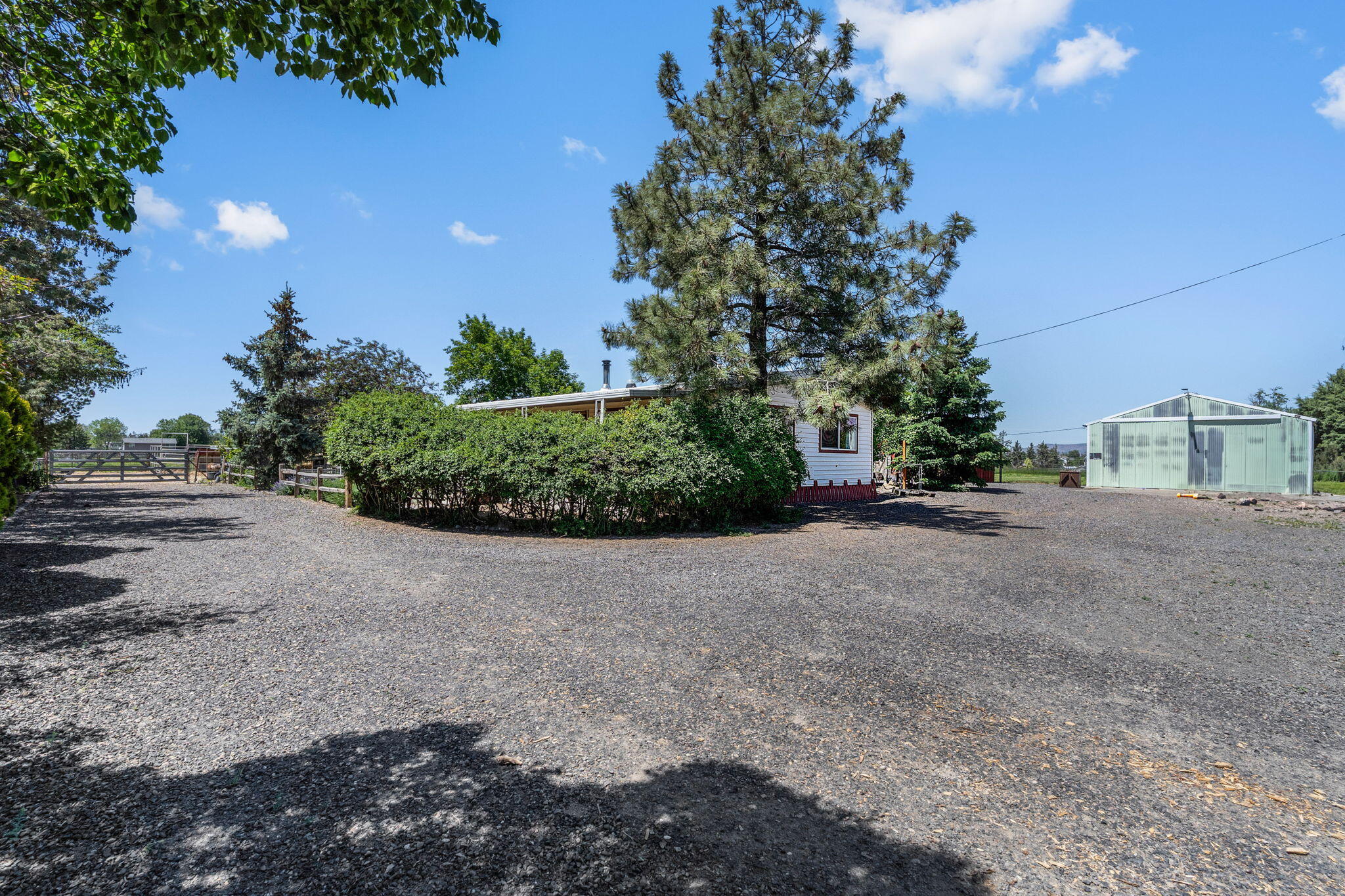 8543 15th Street