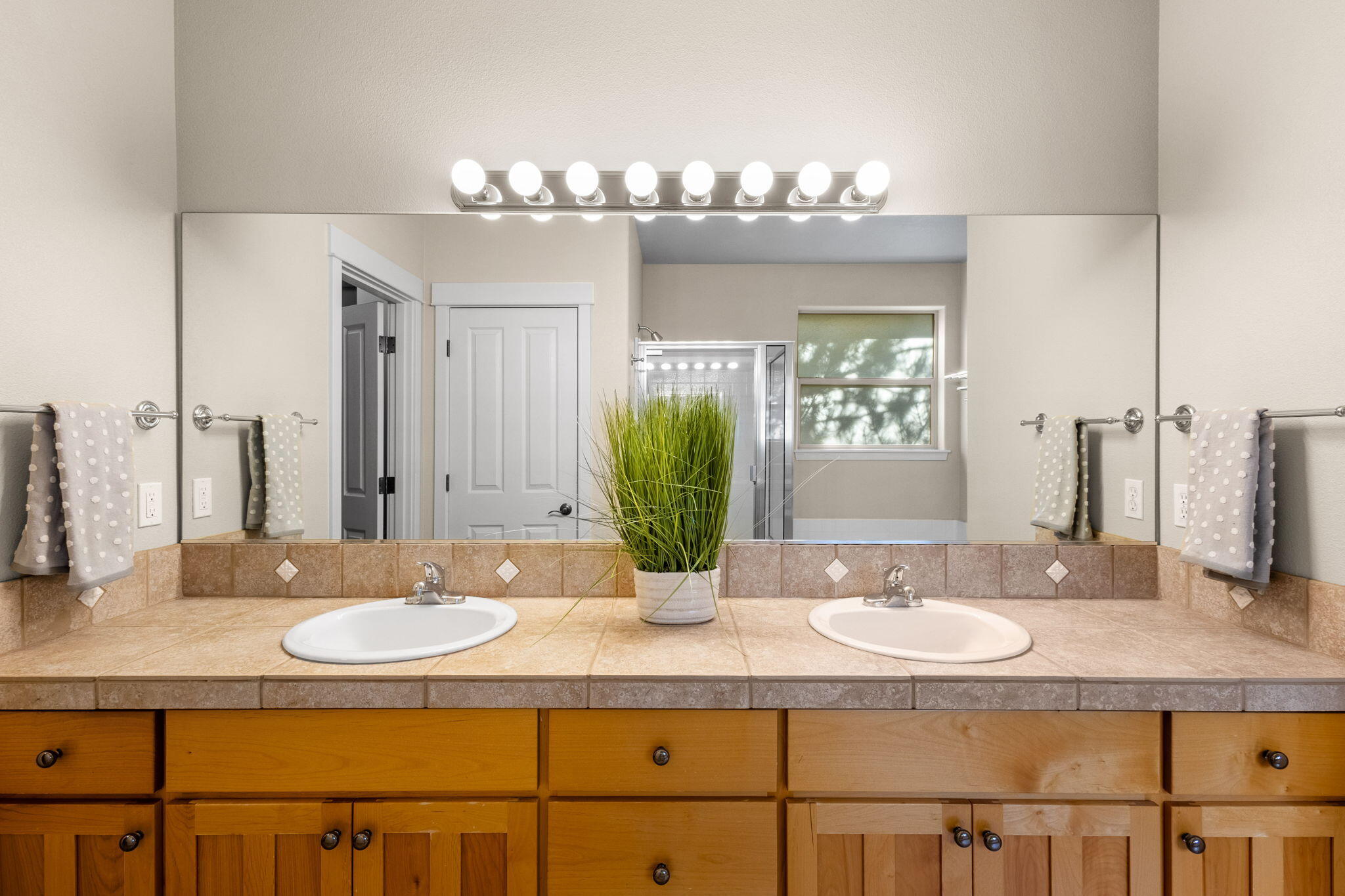 Broken Top - Residential